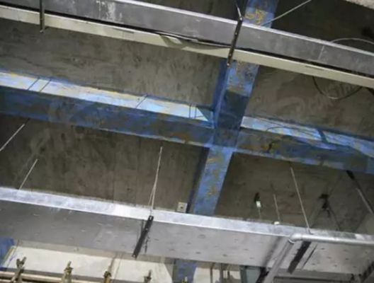 粘钢加固报价清单图片及价格 钢结构跳台施工 第4张