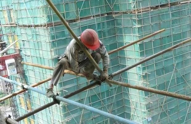 网架工资多少一天（吉工家招聘网架安装工300一天兼职招聘信息和薪资水平）