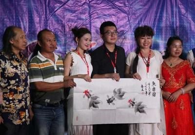 混凝土框架结构课程设计（混凝土框架结构课程设计计算书） 钢结构网架设计
