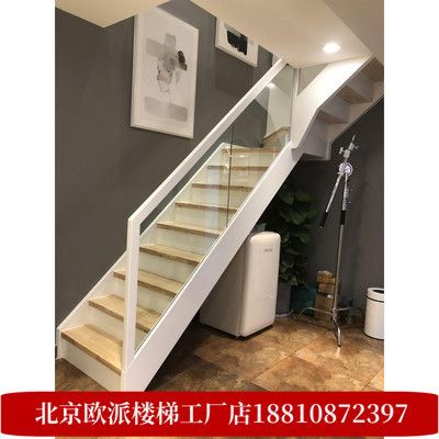 北京室内楼梯 钢结构玻璃栈道施工 第1张 北京室内楼梯 钢结构玻璃栈道施工 第1张
