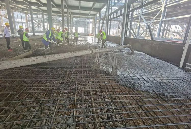 钢结构厂房外墙板材料有哪些种类 钢结构跳台施工 第3张 钢结构厂房外墙板材料有哪些种类 钢结构跳台施工 第3张