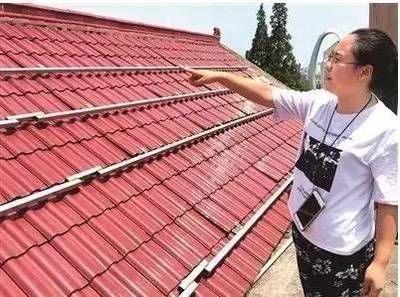屋顶光伏板安装人工费价格（光伏板安装人工费地区差异） 结构污水处理池施工 第2张