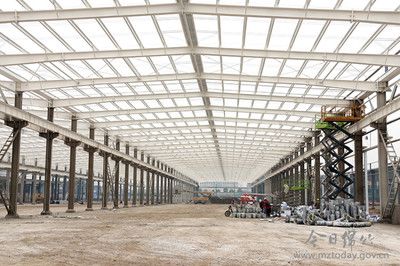 钢结构屋顶盖瓦包工包(钢结构屋顶盖瓦包工包料价格) 钢结构异形设计 第3张 钢结构屋顶盖瓦包工包(钢结构屋顶盖瓦包工包料价格) 钢结构异形设计 第3张