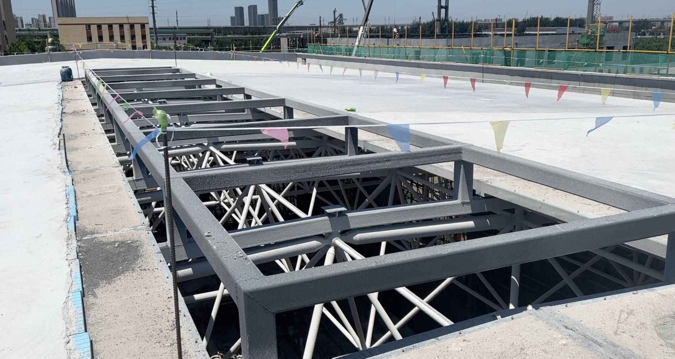 钢网架材料 装饰工装施工 第4张 钢网架材料 装饰工装施工 第4张
