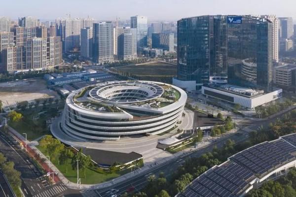 异形建筑的概念（异形建筑的施工技术难点） 钢结构钢结构停车场设计 第4张