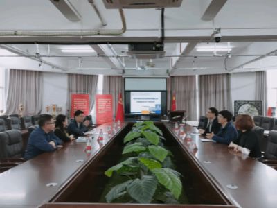 北京迈达斯技术有限公司广州分公司(北京迈达斯技术有限公司) 钢结构玻璃栈道施工 第2张 北京迈达斯技术有限公司广州分公司(北京迈达斯技术有限公司) 钢结构玻璃栈道施工 第2张