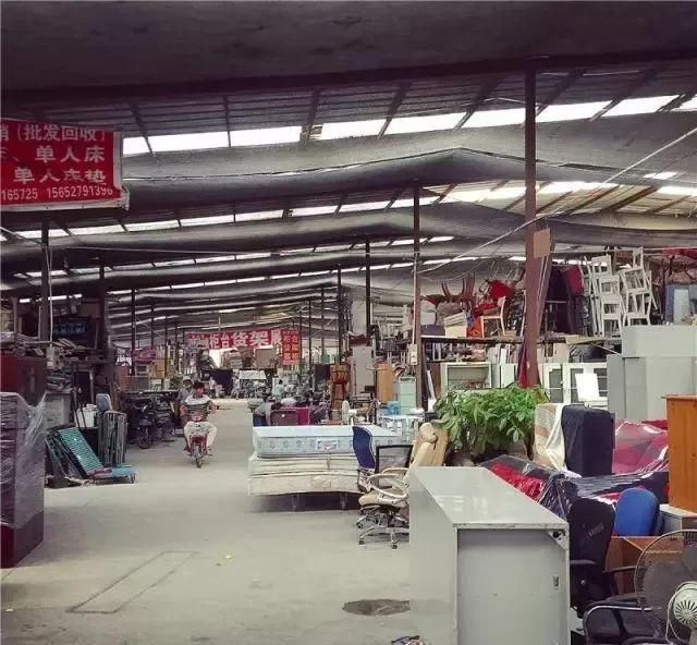 北京货架子批发市场地址(北京货架子批发市场地址包括这些地点提供不同类型的货架批发服务) 钢结构网架施工 第1张 北京货架子批发市场地址(北京货架子批发市场地址包括这些地点提供不同类型的货架批发服务) 钢结构网架施工 第1张