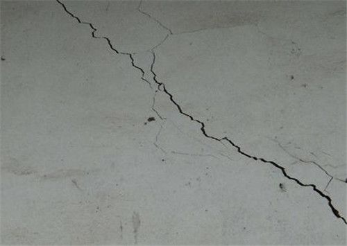 地基下沉墙体开裂有什么补救办法吗 装饰家装设计 第2张 地基下沉墙体开裂有什么补救办法吗 装饰家装设计 第2张
