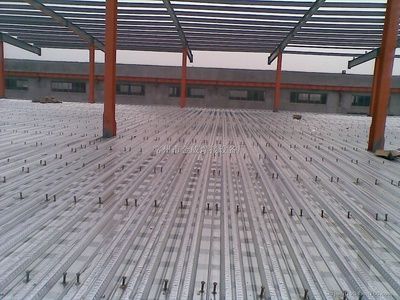 钢结构楼层板栓钉用多大栓钉机合适（钢结构楼层板施工规范栓钉机操作培训课程介绍） 全国钢结构厂 第1张