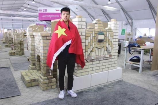 砌墙高手(聂伍军砌墙技艺的秘诀,梁智滨世界技能大赛夺金之路,砌墙马牙槎工艺详解) 钢结构玻璃栈道设计 第2张 砌墙高手(聂伍军砌墙技艺的秘诀,梁智滨世界技能大赛夺金之路,砌墙马牙槎工艺详解) 钢结构玻璃栈道设计 第2张
