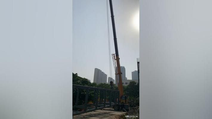 电梯的钢结构有哪些(电梯的钢结构是保障电梯安全运行的关键) 钢结构玻璃栈道施工 第2张 电梯的钢结构有哪些(电梯的钢结构是保障电梯安全运行的关键) 钢结构玻璃栈道施工 第2张