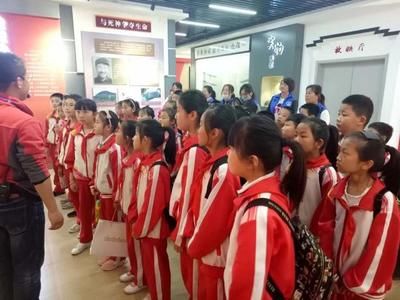 北京坤樾教育（坤樾(北京)教育科技有限公司） 钢结构异形设计 第1张