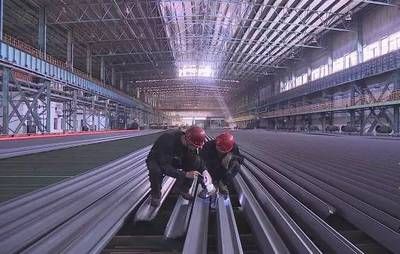 包头市包钢钢铁股份有限责任公司 钢结构钢结构螺旋楼梯设计 第3张 包头市包钢钢铁股份有限责任公司 钢结构钢结构螺旋楼梯设计 第3张