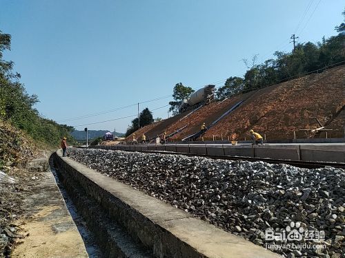 砌块墙怎么固定（砌块墙怎么固定？）