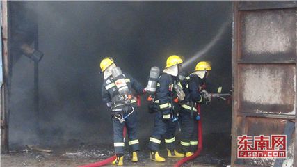 西宁幕墙玻璃更换电话（西宁幕墙玻璃更换电话是什么） 北京钢结构设计问答