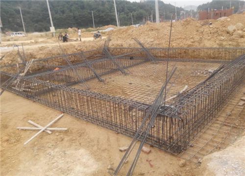 人工加固地基的方法有( )（人工加固地基的方式有哪些） 结构工业钢结构施工 第2张