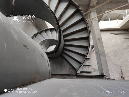 钢结构楼梯怎么做的我怎么不懂 装饰家装施工 第4张 钢结构楼梯怎么做的我怎么不懂 装饰家装施工 第4张