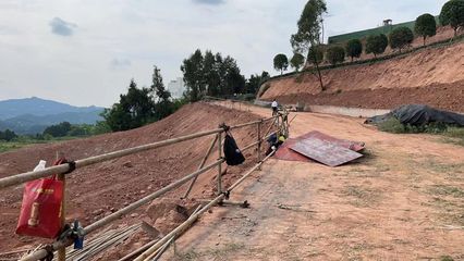 坤加建设工程(“坤加建设工程”涉及两家不同的公司) 钢结构钢结构停车场施工 第1张 坤加建设工程(“坤加建设工程”涉及两家不同的公司) 钢结构钢结构停车场施工 第1张
