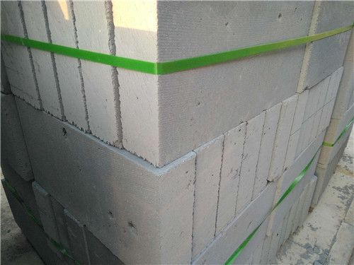 加气混凝土砌块墙顶与梁底处理方法（加气混凝土砌块墙顶与梁底的处理方式） 钢结构桁架施工 第1张