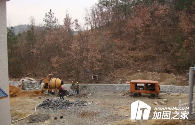 挂网喷浆护坡视频(挂网喷浆护坡技术原理) 装饰工装施工 第2张 挂网喷浆护坡视频(挂网喷浆护坡技术原理) 装饰工装施工 第2张