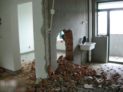 砖混结构装修砸墙怎么办 钢结构门式钢架施工 第3张 砖混结构装修砸墙怎么办 钢结构门式钢架施工 第3张