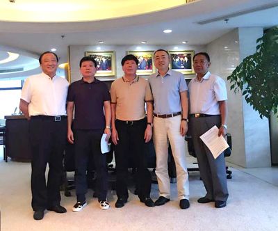 北京大地工程开发集团公司董事长办公室 钢结构钢结构螺旋楼梯设计 第5张 北京大地工程开发集团公司董事长办公室 钢结构钢结构螺旋楼梯设计 第5张