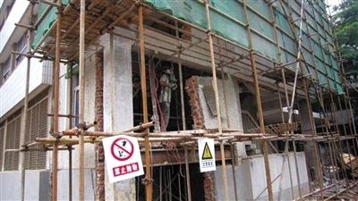 砖混老房子加固视频教程图片 钢结构钢结构螺旋楼梯施工 第1张 砖混老房子加固视频教程图片 钢结构钢结构螺旋楼梯施工 第1张