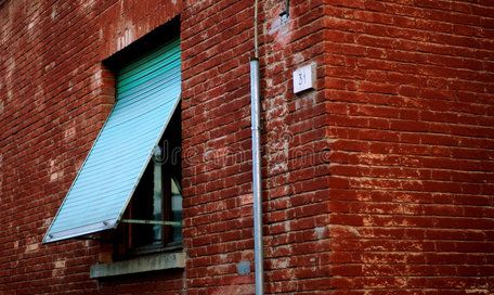 红砖墙切割开开窗图片 建筑方案施工 第4张 红砖墙切割开开窗图片 建筑方案施工 第4张