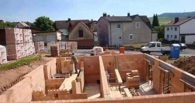 砖混房缺点(砖混结构存在的缺点) 钢结构网架设计 第2张 砖混房缺点(砖混结构存在的缺点) 钢结构网架设计 第2张