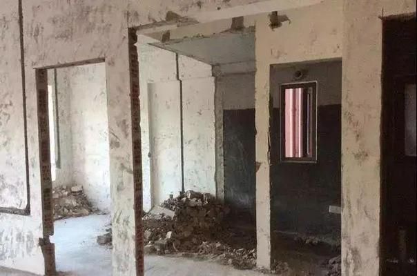 拆敲墙把楼板砸裂危险吗 钢结构网架施工 第4张 拆敲墙把楼板砸裂危险吗 钢结构网架施工 第4张