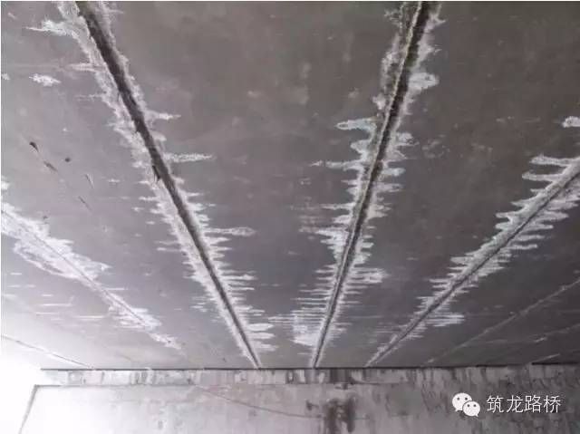 空心板裂缝怎么处理（空心板裂缝处理方法） 结构砌体施工 第5张