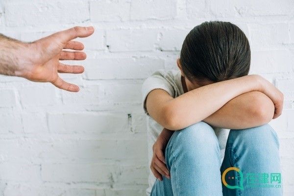 房子屋顶翻新加固算违章吗怎么处罚 结构框架施工 房子屋顶翻新加固算违章吗怎么处罚 结构框架施工