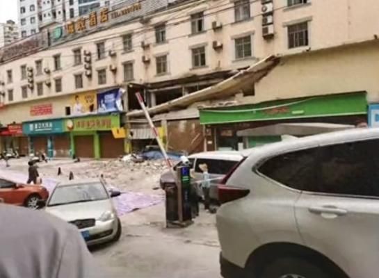 承重墙拆了楼塌了谁负责(承重墙拆除导致楼体倒塌时责任的归属通常涉及多个方面) 结构框架施工 第2张 承重墙拆了楼塌了谁负责(承重墙拆除导致楼体倒塌时责任的归属通常涉及多个方面) 结构框架施工 第2张