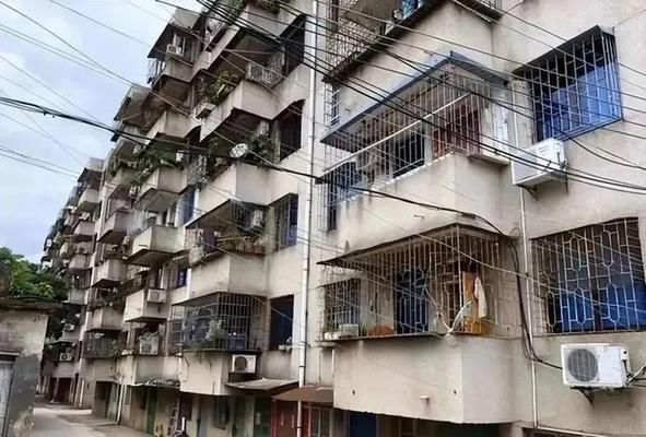 空心板楼板怎么建房视频(关于空心板楼板的具体制作和安装过程) 钢结构网架设计 第3张 空心板楼板怎么建房视频(关于空心板楼板的具体制作和安装过程) 钢结构网架设计 第3张