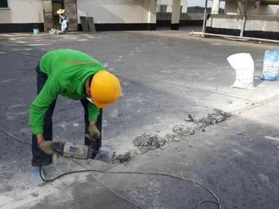 屋面注浆防水堵漏维修方案怎么写(屋面防水堵漏施工常见问题,屋面防水维修成本预算) 装饰幕墙施工 第2张 屋面注浆防水堵漏维修方案怎么写(屋面防水堵漏施工常见问题,屋面防水维修成本预算) 装饰幕墙施工 第2张