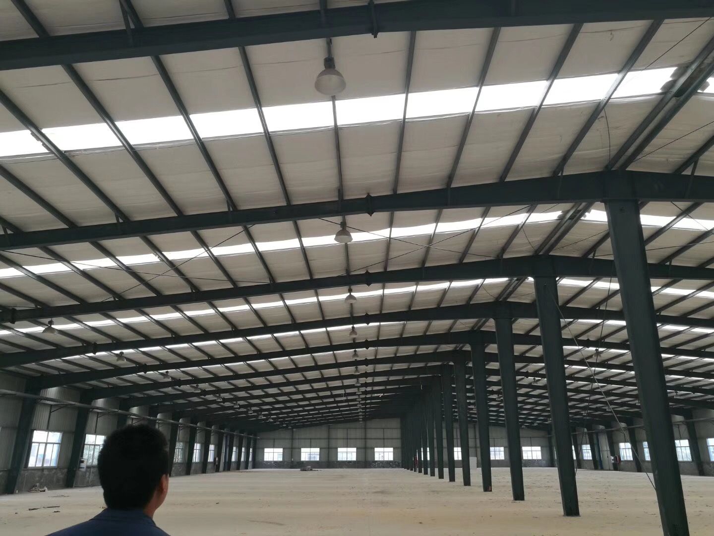 钢结构厂房一平方多少吨(钢结构厂房每平方米的重量并不是一个固定的数值) 装饰家装设计 第5张 钢结构厂房一平方多少吨(钢结构厂房每平方米的重量并不是一个固定的数值) 装饰家装设计 第5张