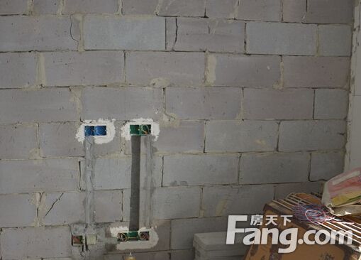 承重墙判定标准（房屋装修承重墙与非承重墙区别正确判断承重墙与非承重墙区别） 钢结构异形设计 第2张