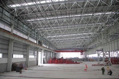 钢结构厂房建造价格多少(钢结构厂房建造价格受多种因素影响钢结构厂房施工周期控制) 钢结构玻璃栈道施工 第3张 钢结构厂房建造价格多少(钢结构厂房建造价格受多种因素影响钢结构厂房施工周期控制) 钢结构玻璃栈道施工 第3张