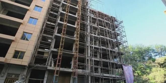 房顶加层用什么材料(屋顶加层材料的成本效益分析屋顶加层材料的成本效益分析) 钢结构网架设计 第3张 房顶加层用什么材料(屋顶加层材料的成本效益分析屋顶加层材料的成本效益分析) 钢结构网架设计 第3张