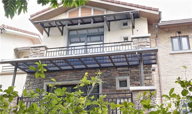 采光棚图片及优缺点介绍（如何优化采光棚的通风设计） 建筑施工图施工 第1张