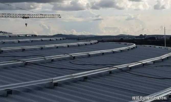 屋面板安装的注意事项是什么 钢结构框架施工 第1张