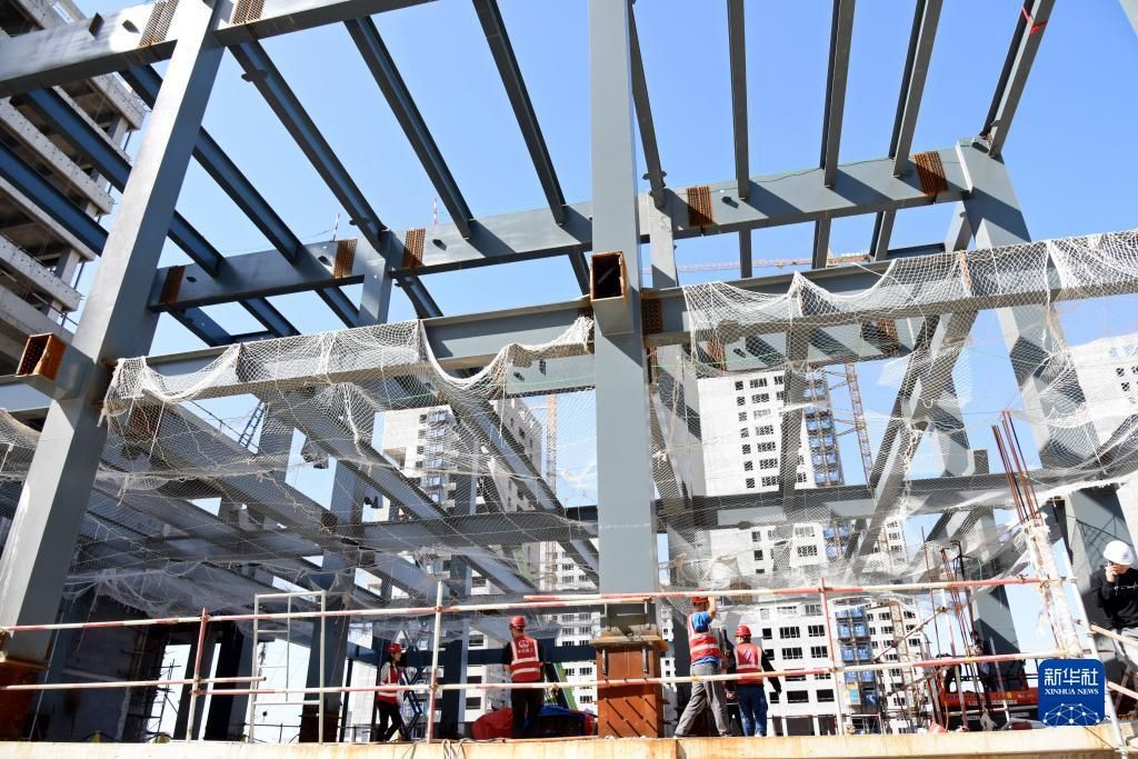 钢结构安装清包工价格明细表（钢结构安装清包工价格明细表：钢结构安装工期估算方法） 结构桥梁钢结构设计 第2张