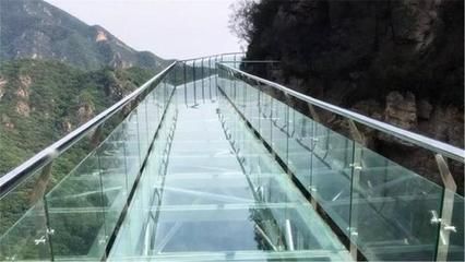 钢结构玻璃栈道施工方案 装饰工装设计 第5张