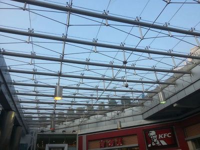 采光顶资料都有哪些种类图片（六图网采光顶设计） 钢结构钢结构螺旋楼梯施工 第4张