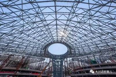钢结构安装防护网（钢结构防护网视频） 钢结构玻璃栈道设计