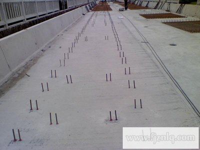 屋顶加固方案设计怎么写（屋顶加固方案设计） 钢结构网架施工 第1张