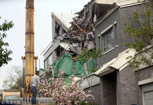 北京别墅区拆违工作时间(关于北京别墅区拆违工作的时间信息) 钢结构钢结构停车场施工 第5张 北京别墅区拆违工作时间(关于北京别墅区拆违工作的时间信息) 钢结构钢结构停车场施工 第5张