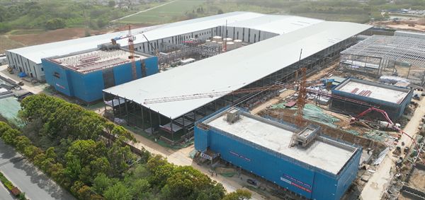 钢结构厂房安装视频(钢结构厂房施工难点解析) 结构污水处理池施工 第4张 钢结构厂房安装视频(钢结构厂房施工难点解析) 结构污水处理池施工 第4张