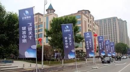 体育馆建筑设计图纸图片（体育馆建筑设计图纸中屋顶的倾斜角度和材料是如何考虑的） 北京钢结构设计问答