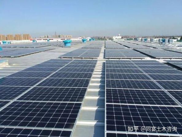 钢结构厂房安装光伏板价格（光伏板安装清包工价格一般在10-15元/瓦之间）